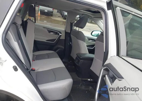 2022 Toyota Rav4 Xle из США, поврежденный, VIN 2T3P1RFV3NC289317